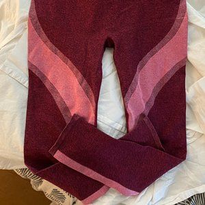 Fabletics High-Waist Swift Legging